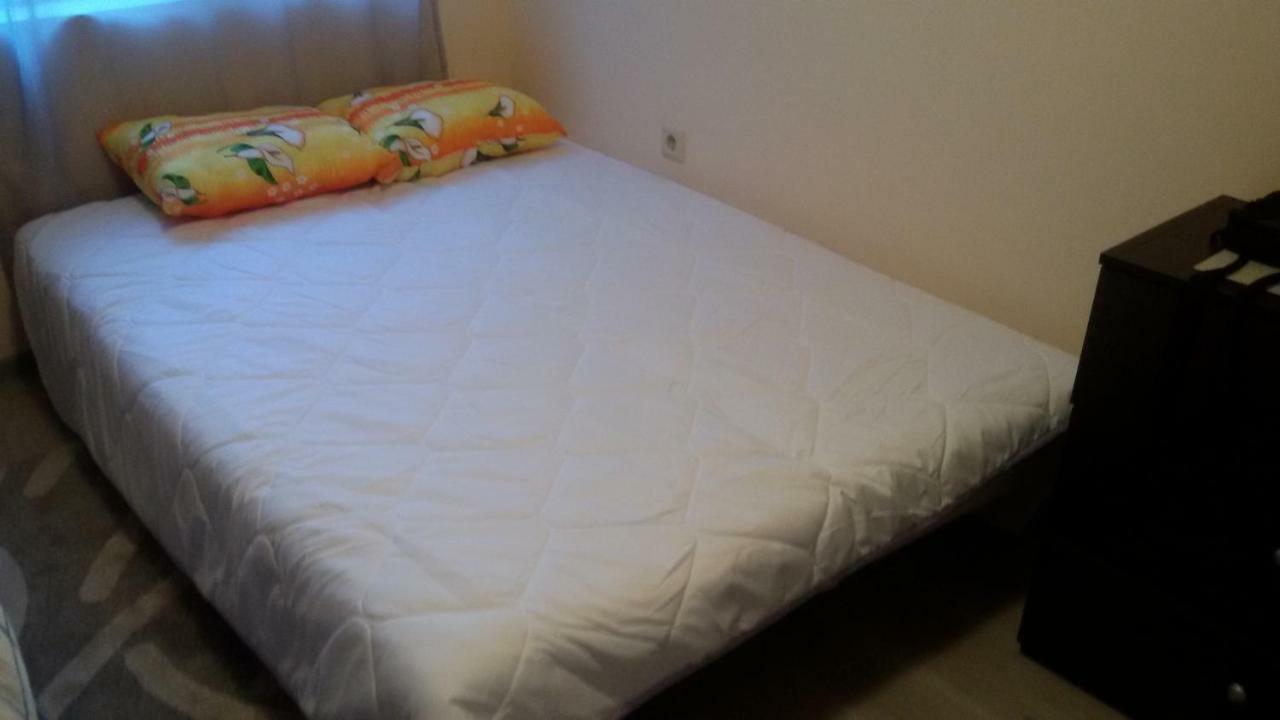 62a Doctor Luben Lazarov Street Apartament *