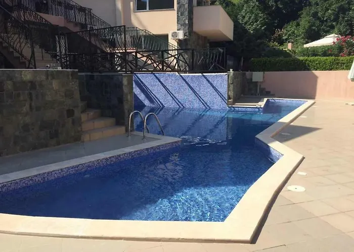 62A Doctor Luben Lazarov Street