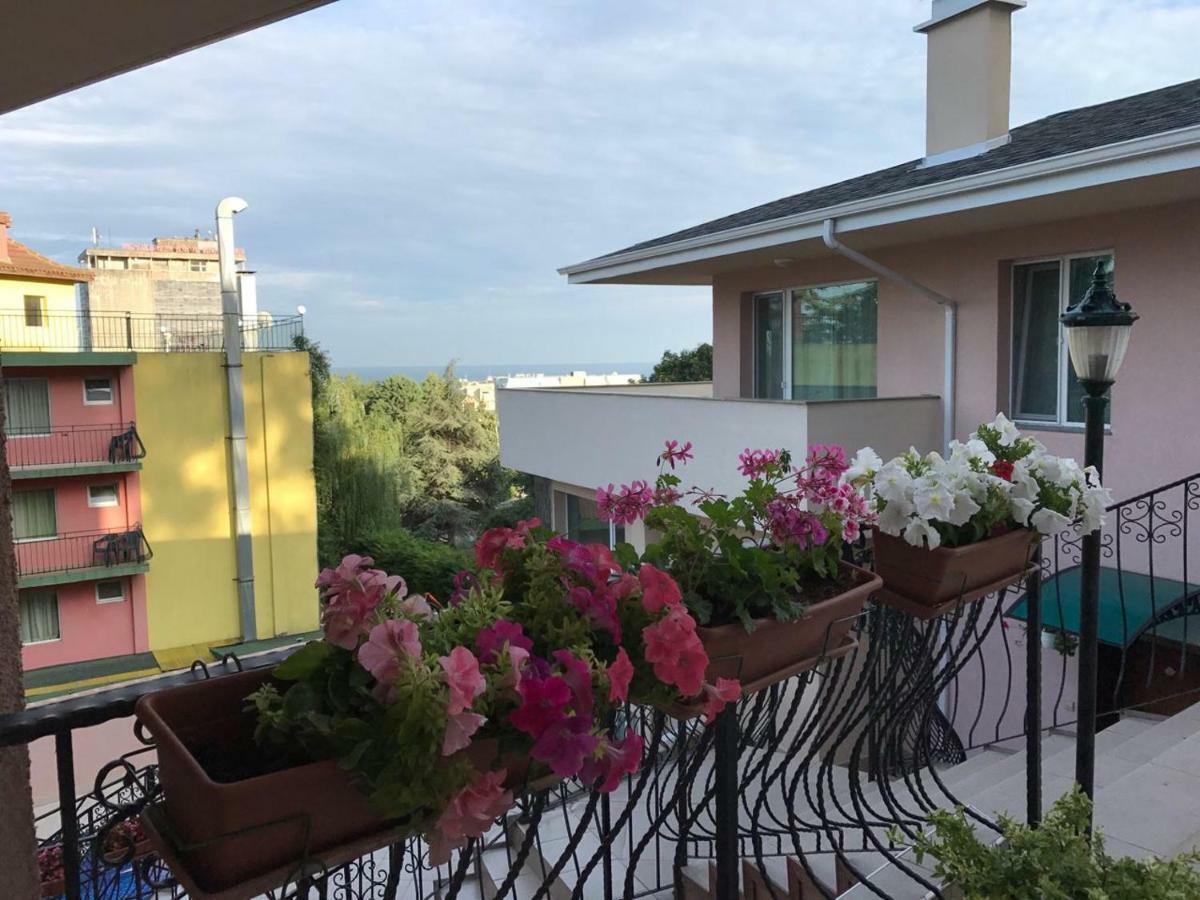 62a Doctor Luben Lazarov Street