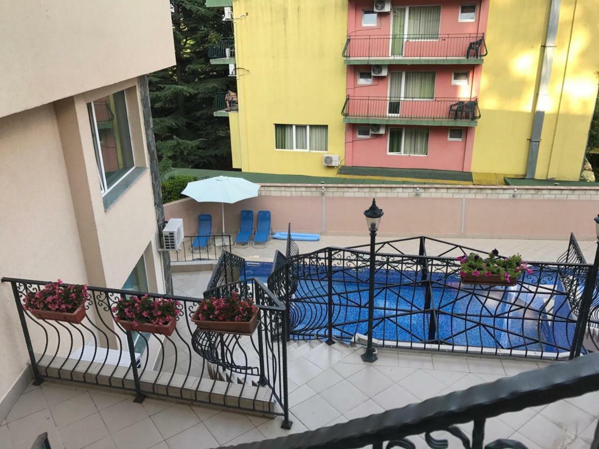 Apartment 62a Doctor Luben Lazarov Street